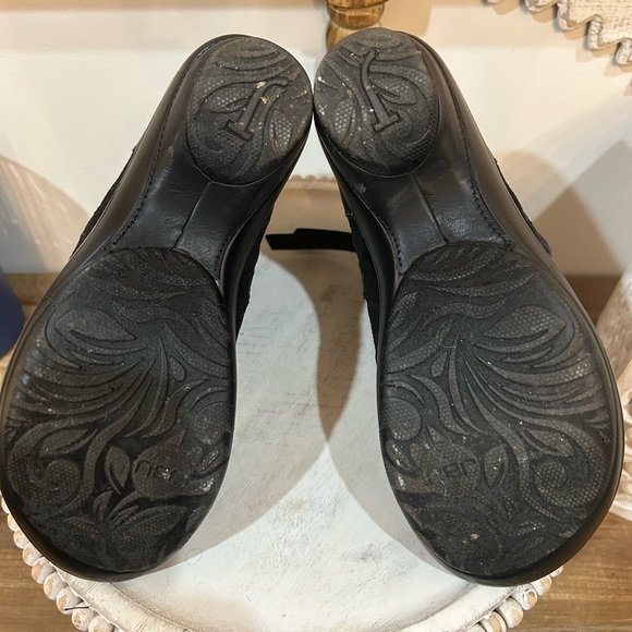 JBU by JAMBU Women’s Pilot Encore Ankle Booties Size 7.5 M - Picture 7 of 8